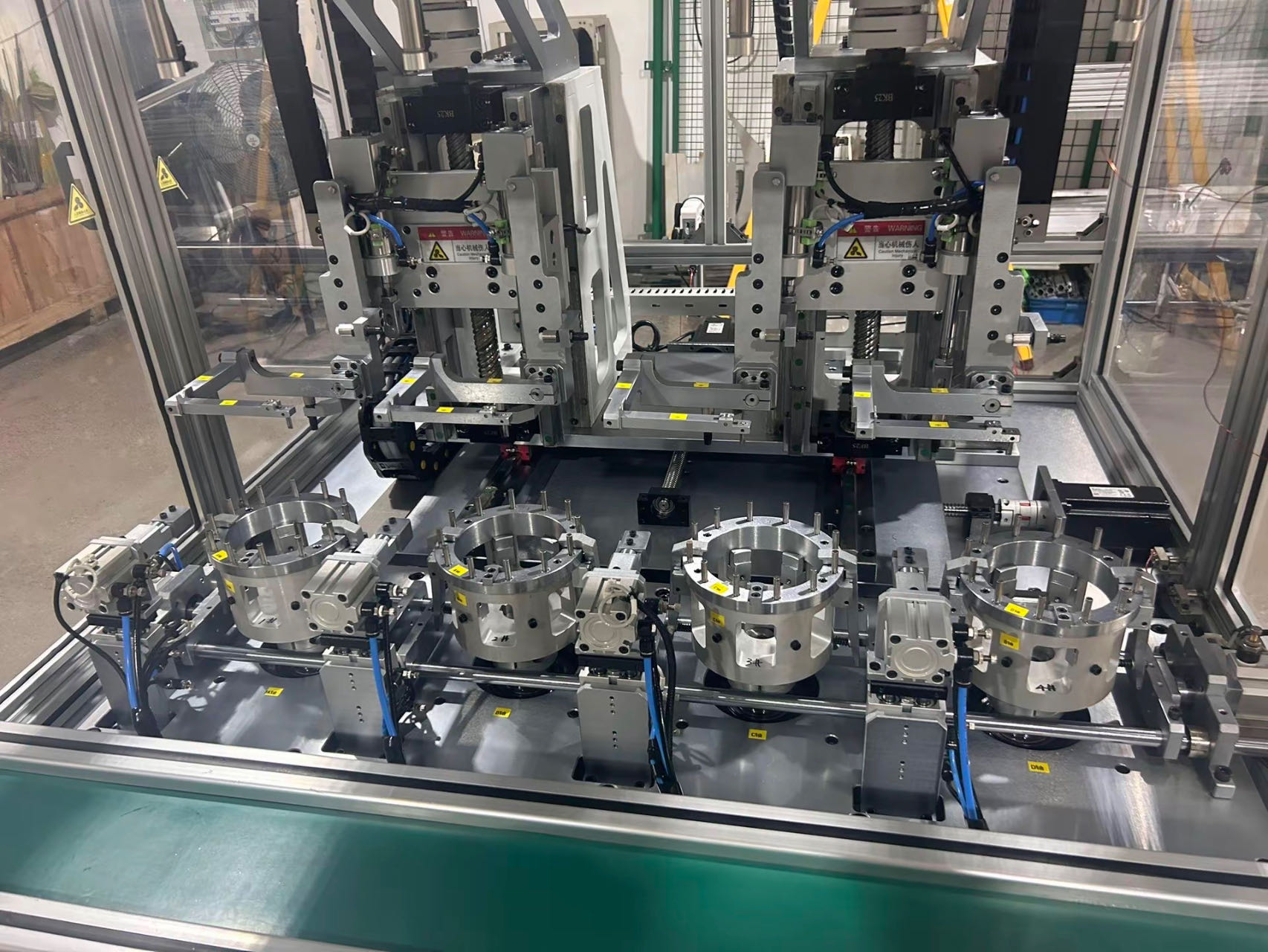 無刷電機繞線機